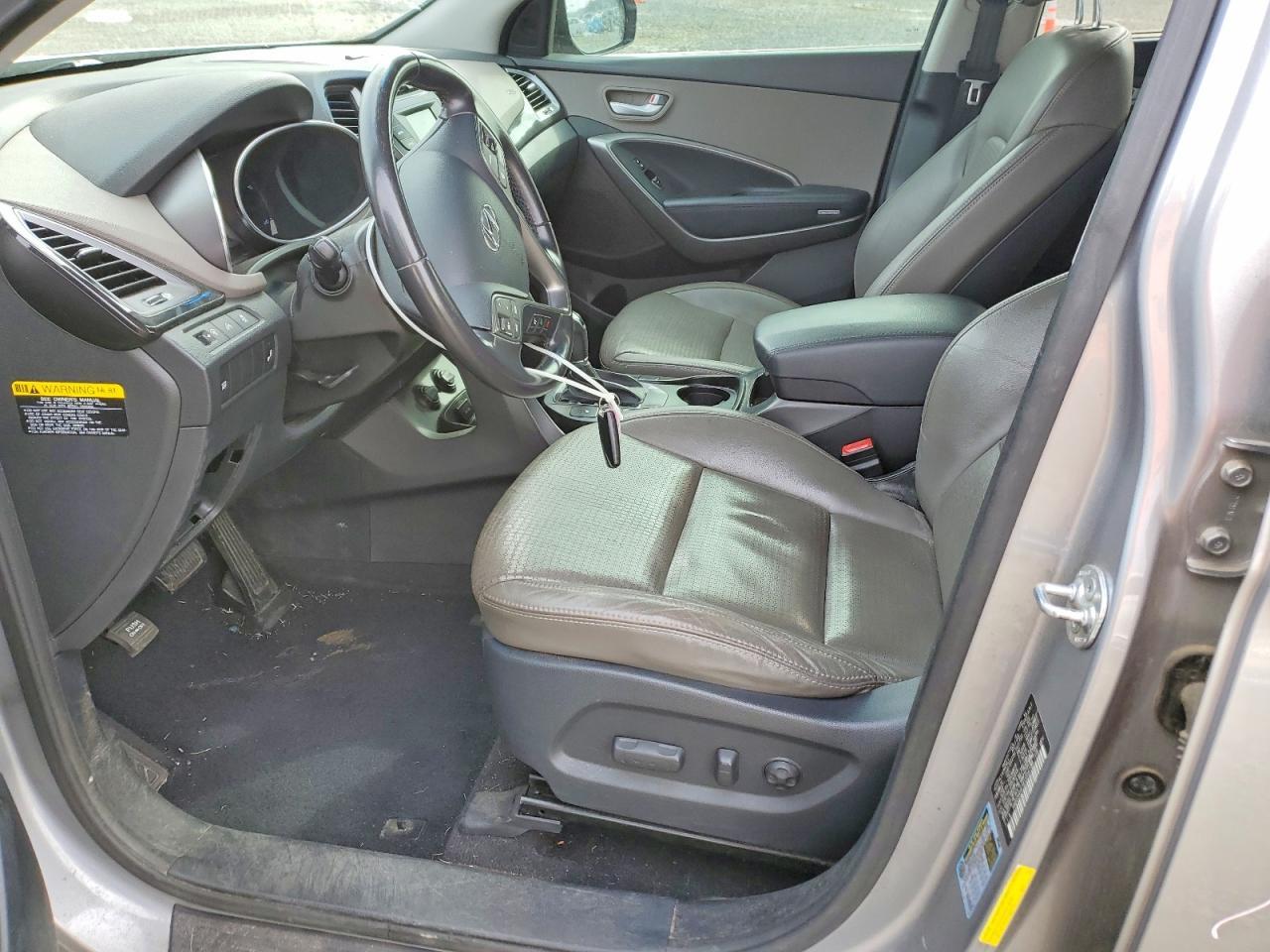 2014 Hyundai Santa Fe Gls - Image 7