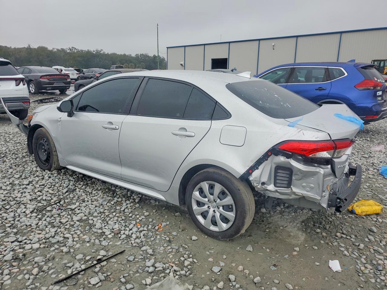 2023 Toyota Corolla Le - Image 2