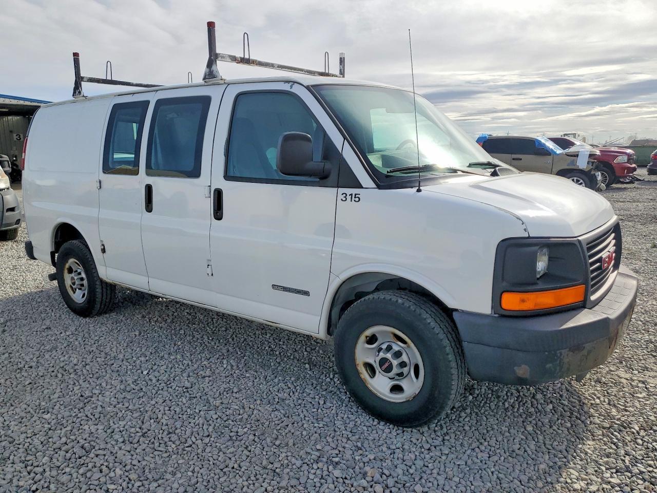 2005 GMC Savana G2500 - Фото 4