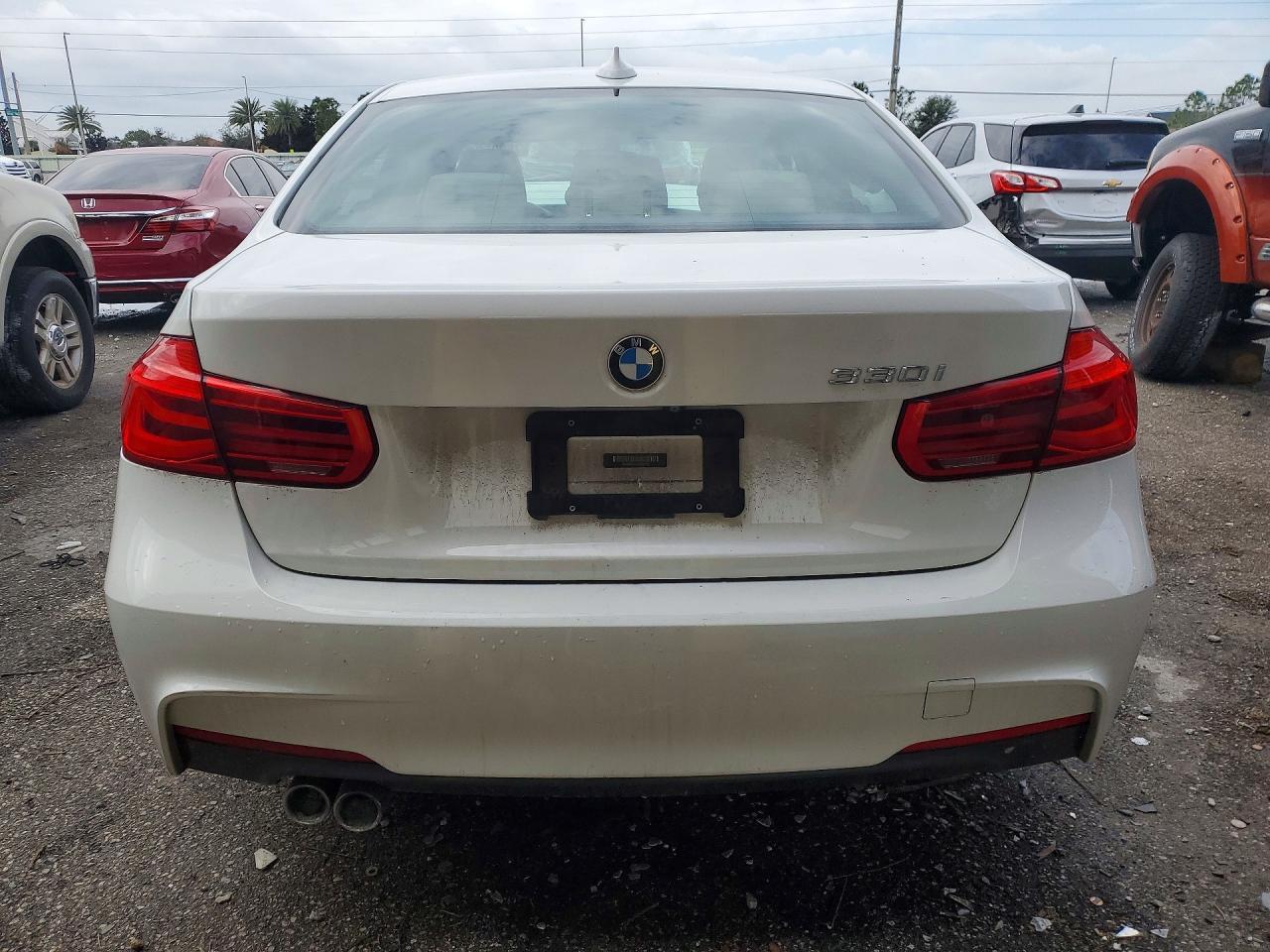 2018 BMW 330 I - Фото 6