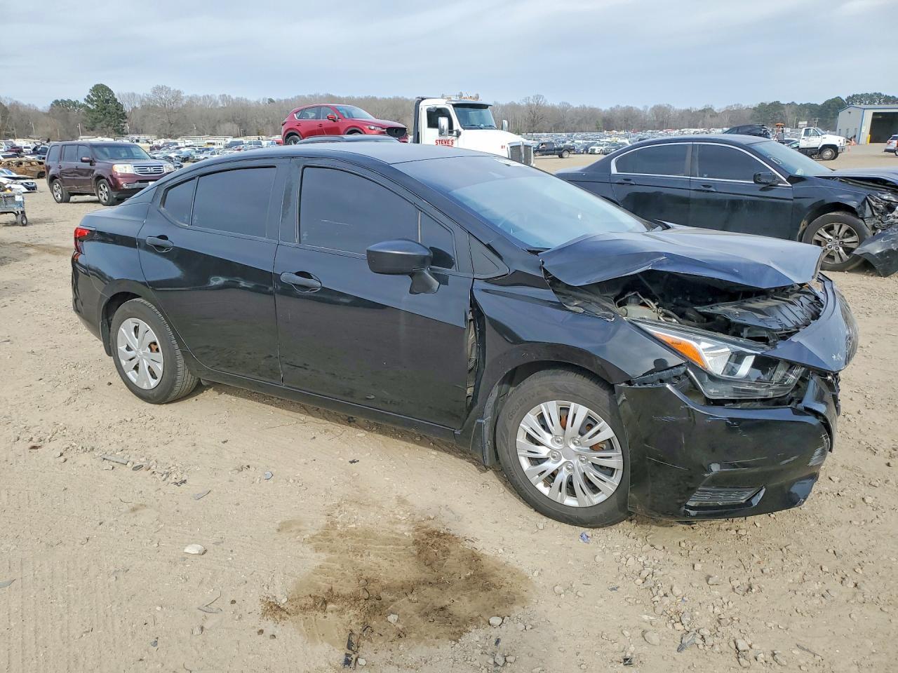 2020 Nissan Versa S - Image 4