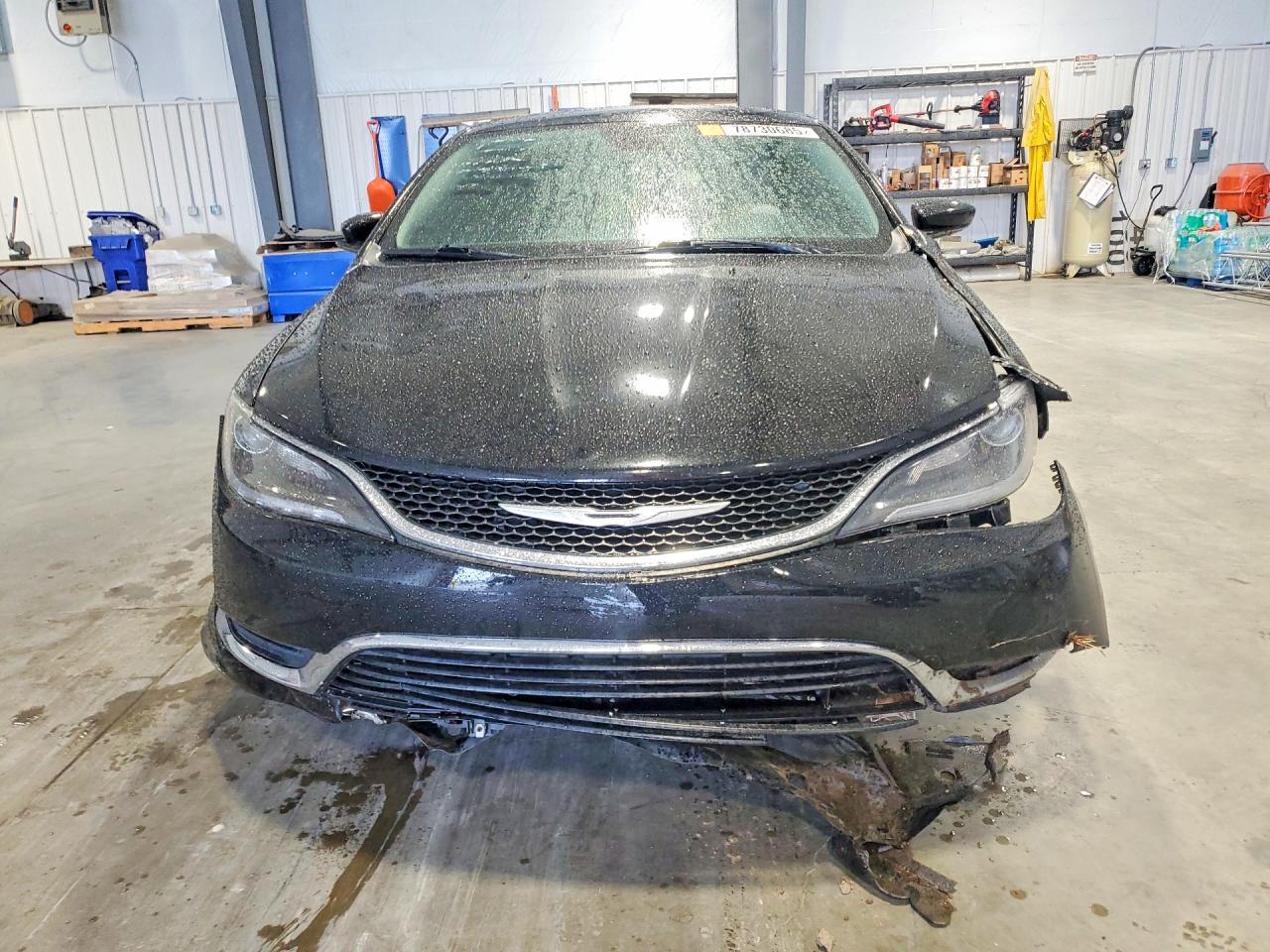2015 Chrysler 200 Limited - Image 5