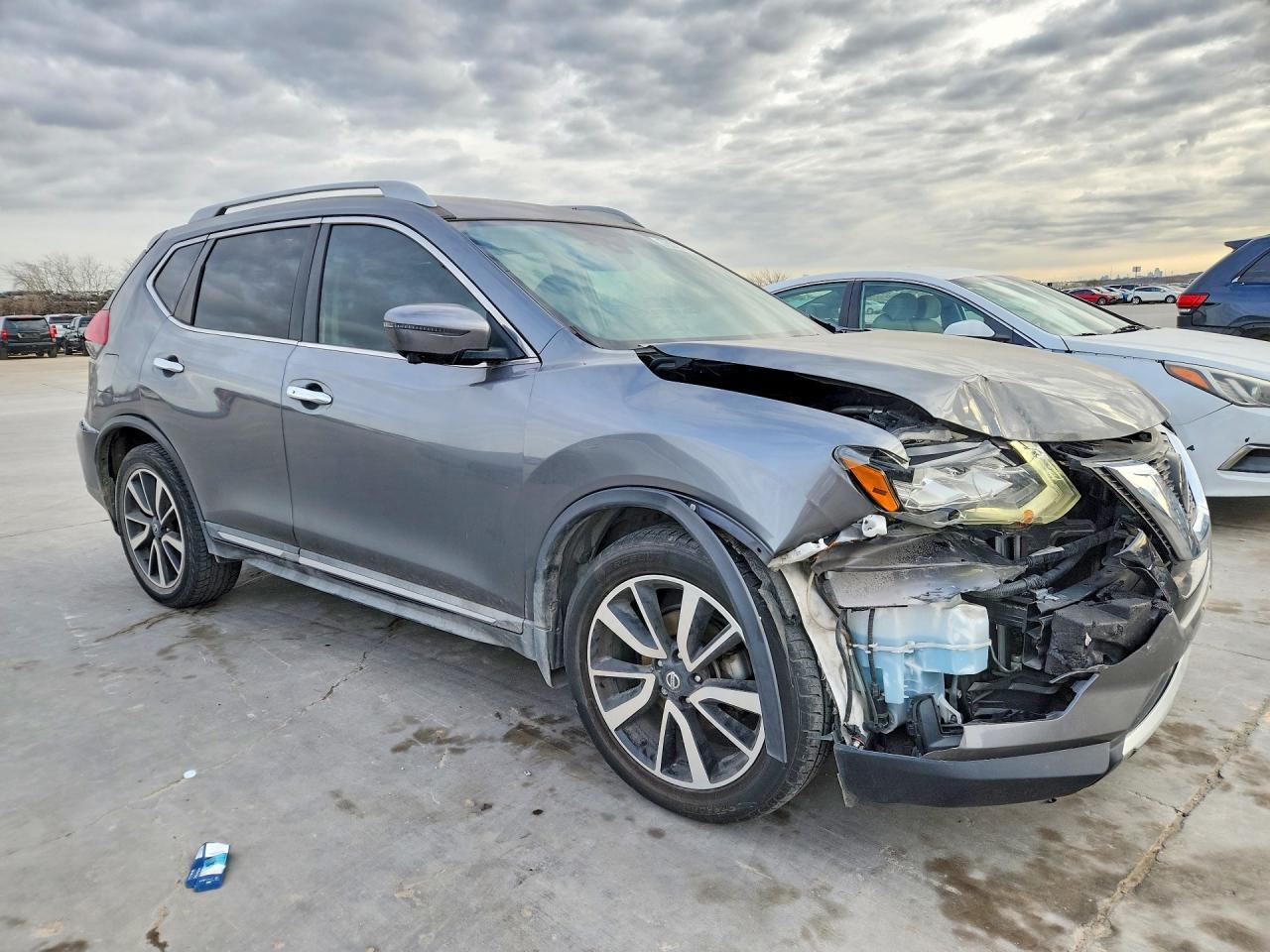 2020 Nissan Rogue S - Фото 4