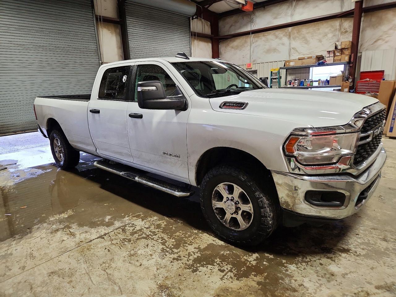 2024 Ram 3500 Big Horn - Фото 4