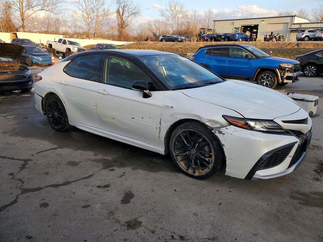2021 Toyota Camry Xse - Image 4
