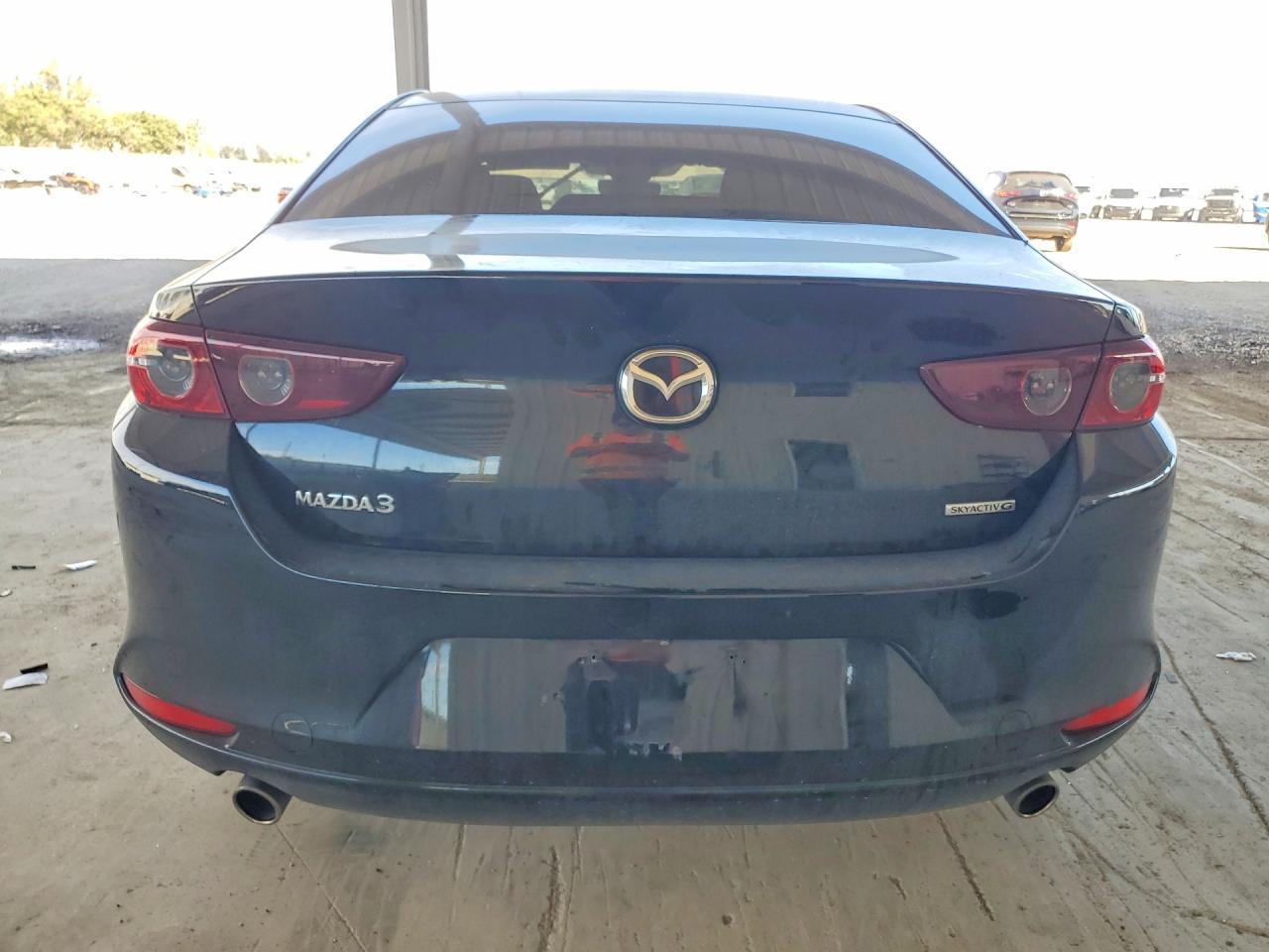 2021 Mazda 3 - Image 6