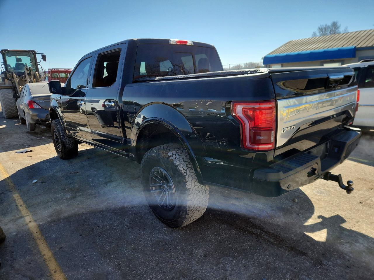 2016 Ford F150 Supercrew - Фото 2