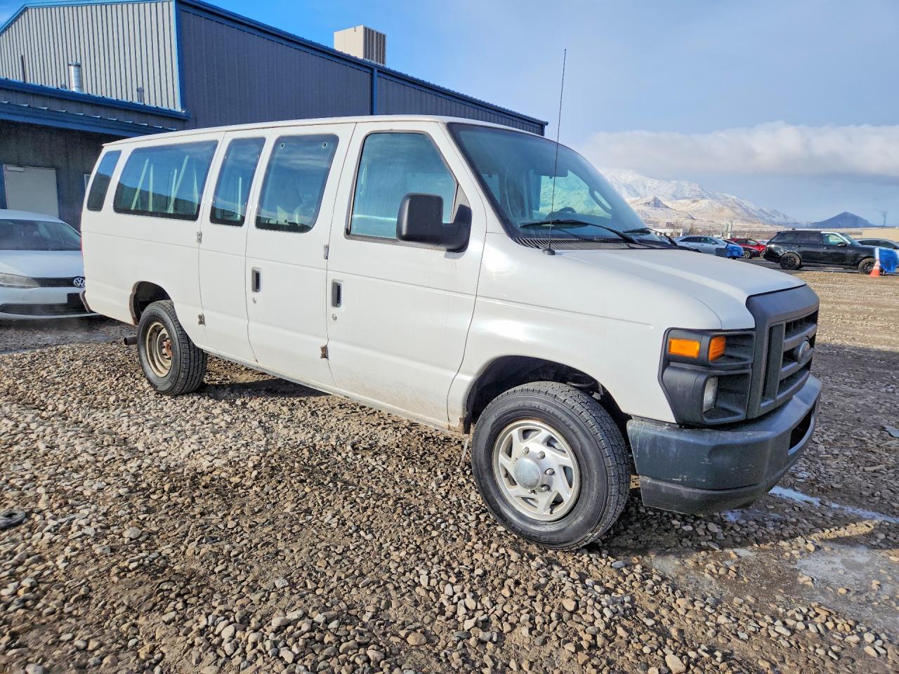 2009 Ford Econoline E350 Super Duty Wagon - Фото 4