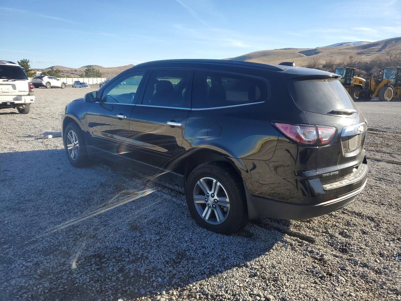 2017 Chevrolet Traverse Lt - Image 2