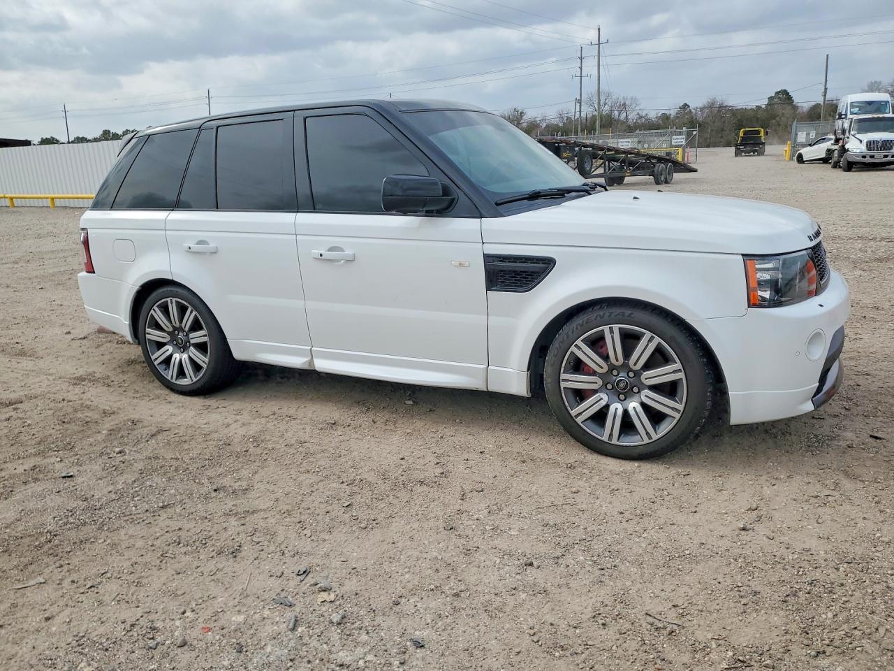 2013 Land Rover Range Rover Sport Sc - Image 4