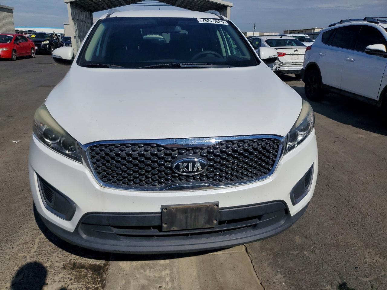2016 Kia Sorento Lx - Image 5