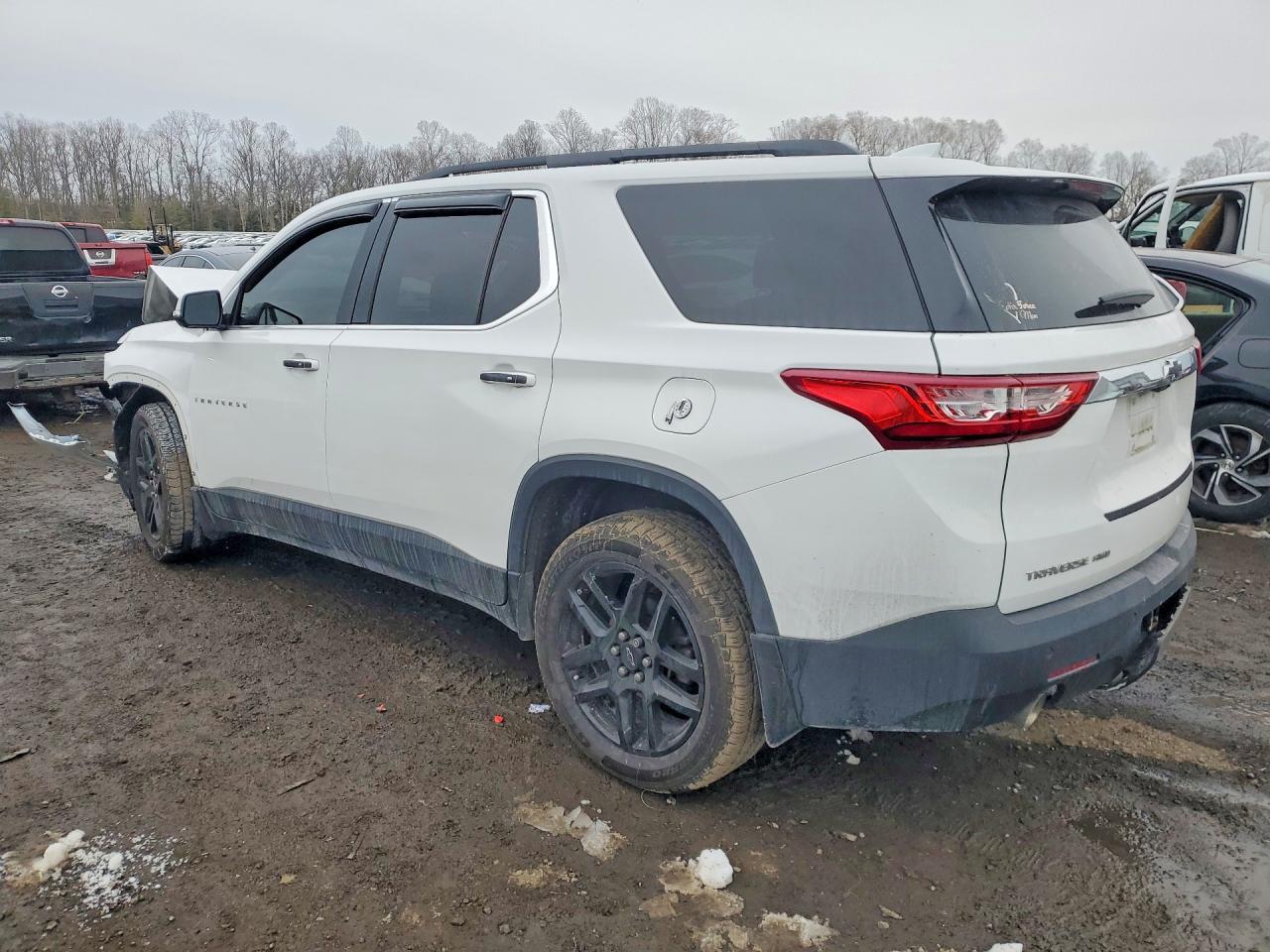 2020 Chevrolet Traverse Lt - Image 2
