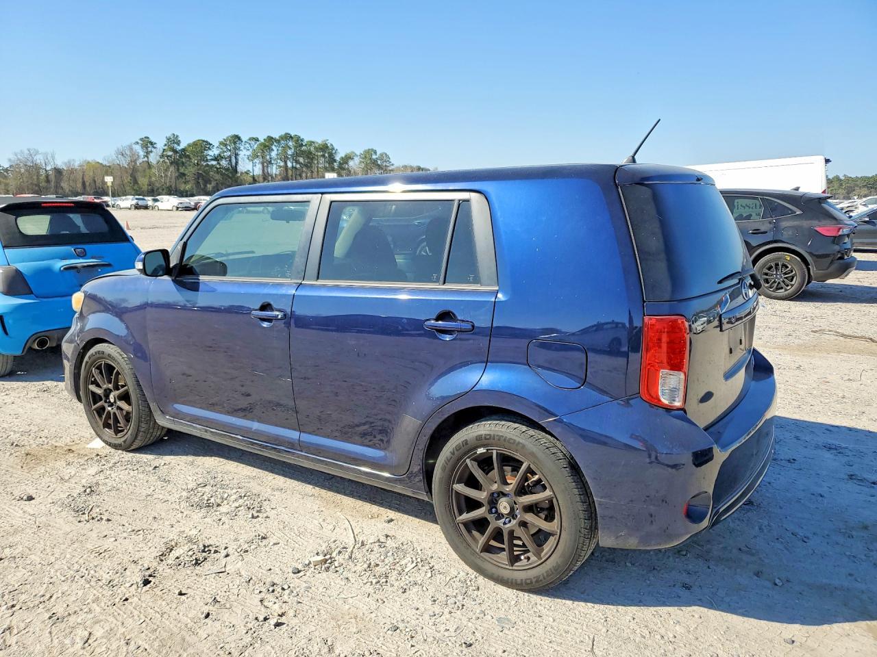 2015 Scion Xb Base - Image 2