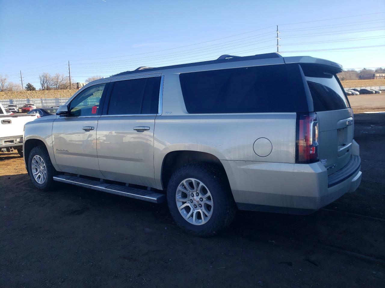 2017 GMC Yukon Xl K1500 Slt - Фото 2