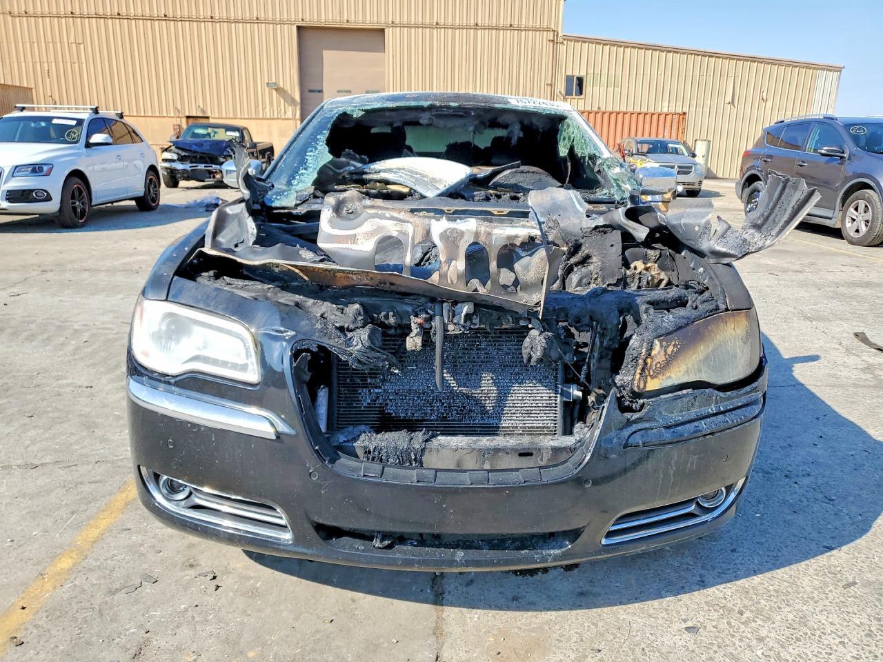 2013 Chrysler 300C - Фото 5