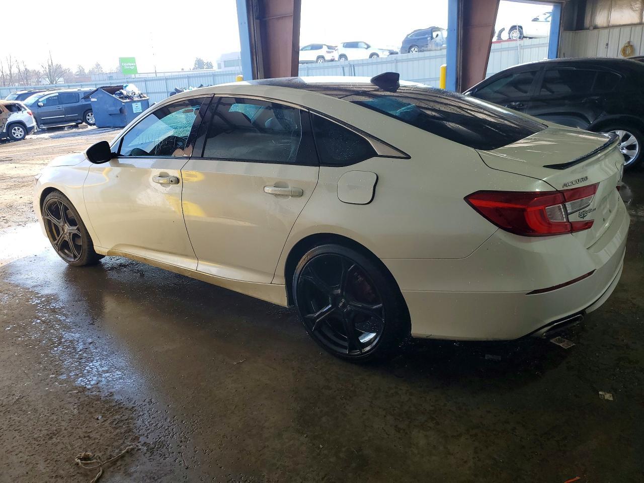 2020 Honda Accord Sport - Фото 2