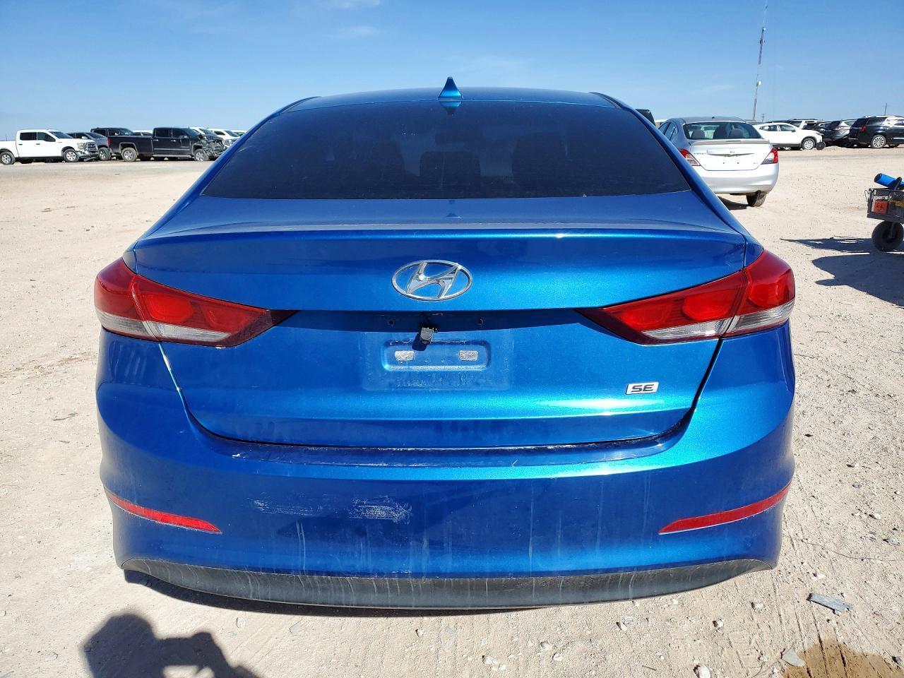 2017 Hyundai Elantra Se - Image 6