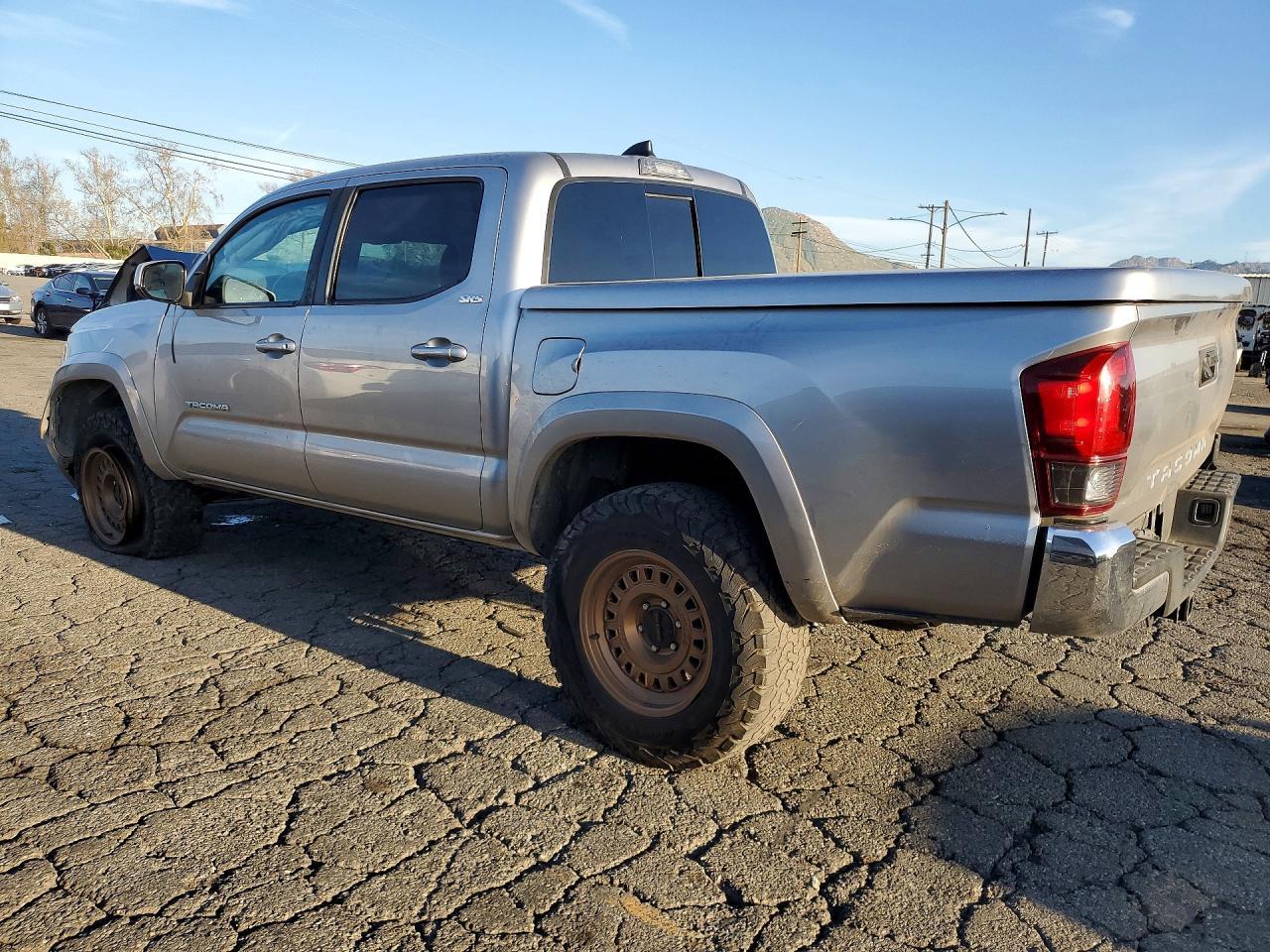 2021 Toyota Tacoma Sr5 V6 - Image 2