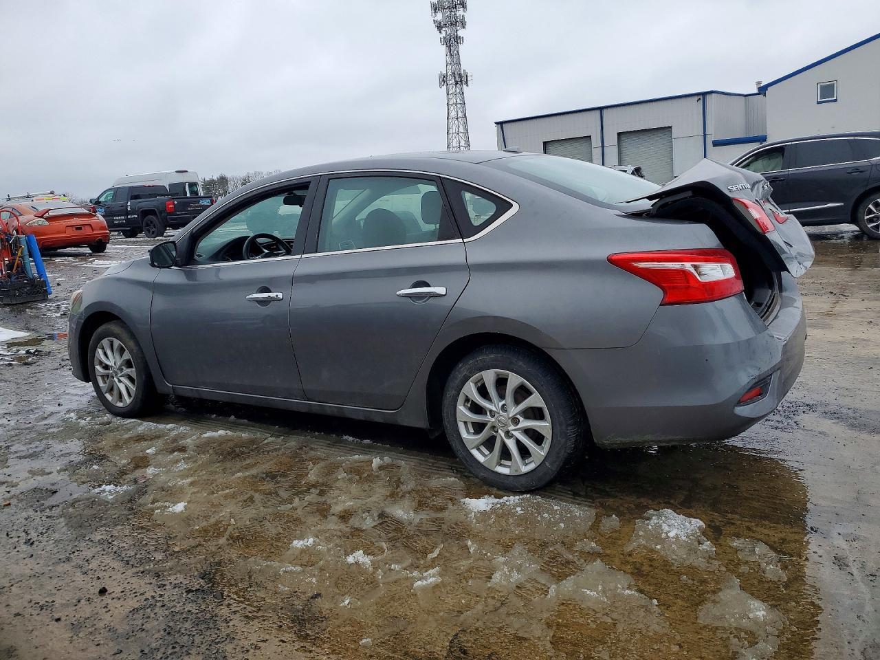2019 Nissan Sentra S - Фото 2