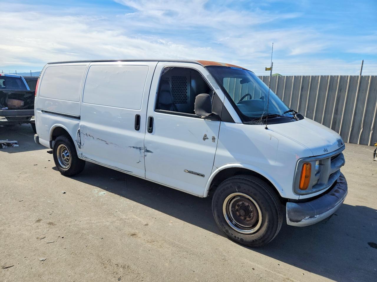 1998 Chevrolet Express Delivery Van - Фото 4