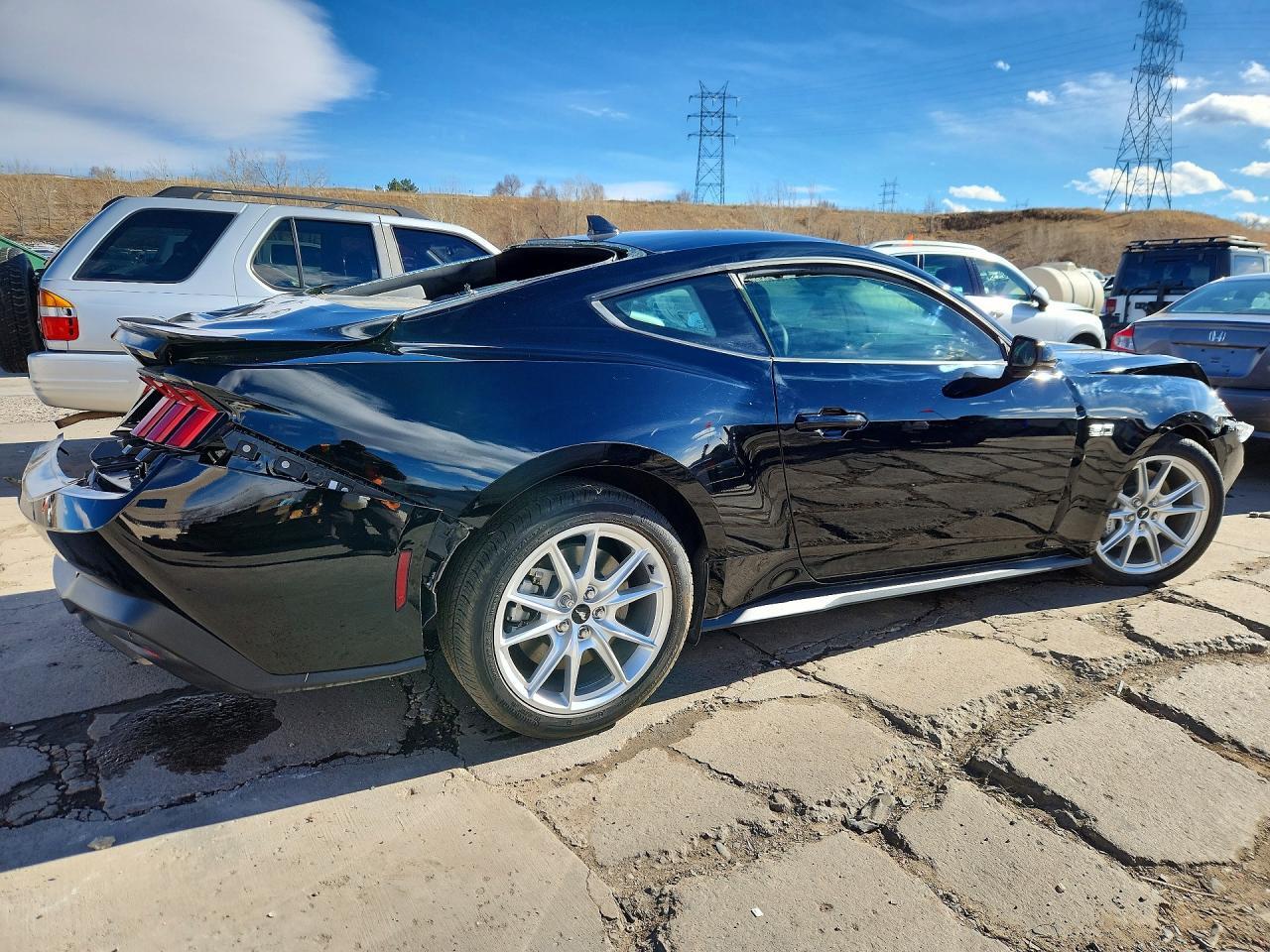 2024 Ford Mustang Gt - Фото 3