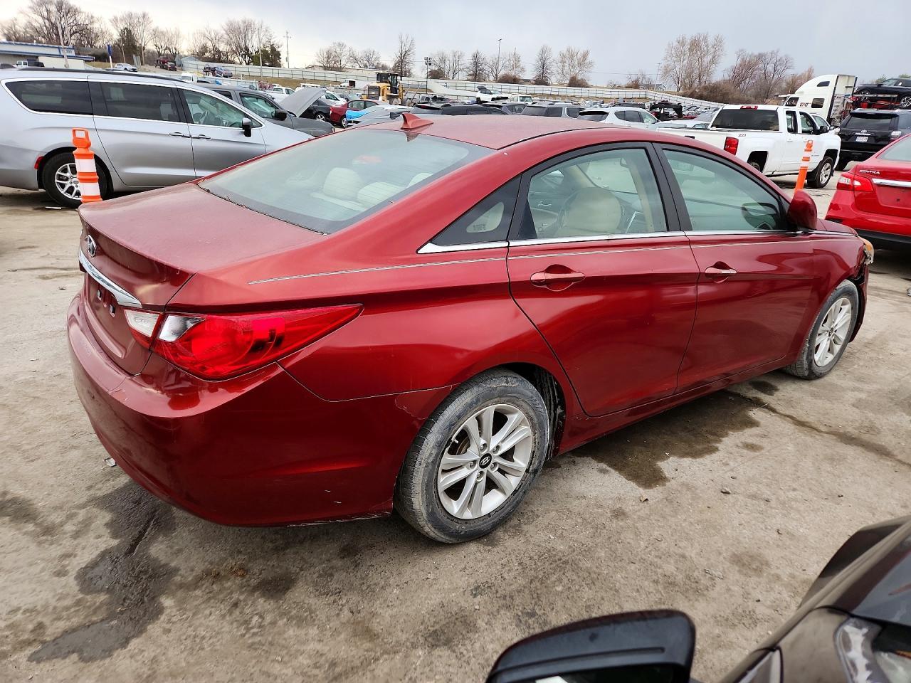 2013 Hyundai Sonata Gls - Фото 3