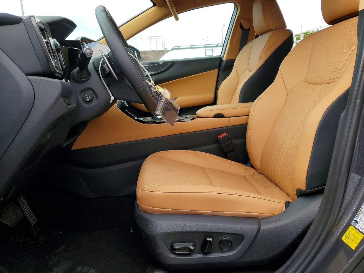 2026 Lexus Nx 350 Premium - Image 7