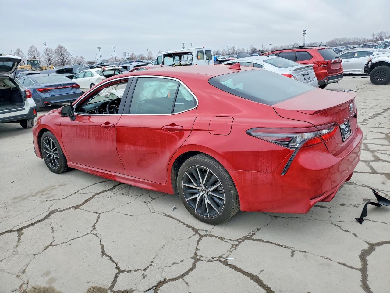 2023 Toyota Camry Se - Фото 2