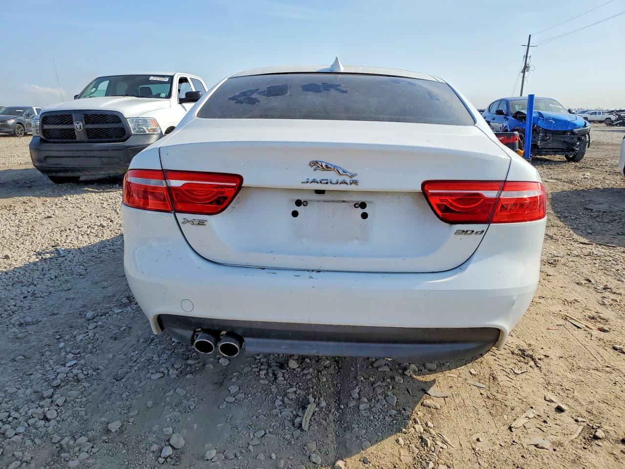 2018 Jaguar Xe Premium 20D Tdsl - Image 6