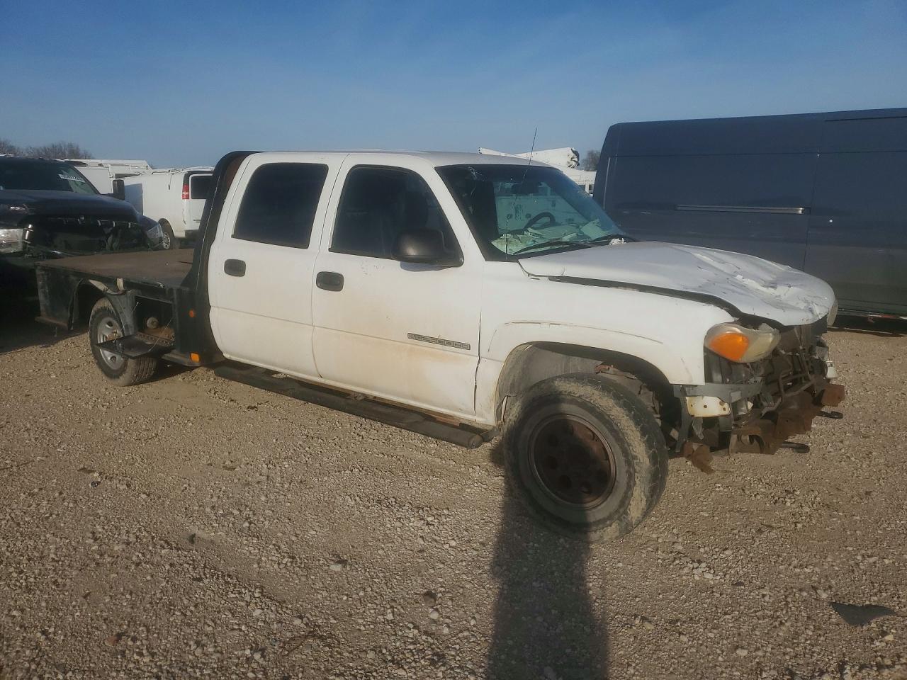 2007 GMC Sierra C2500 Heavy Duty - Image 4