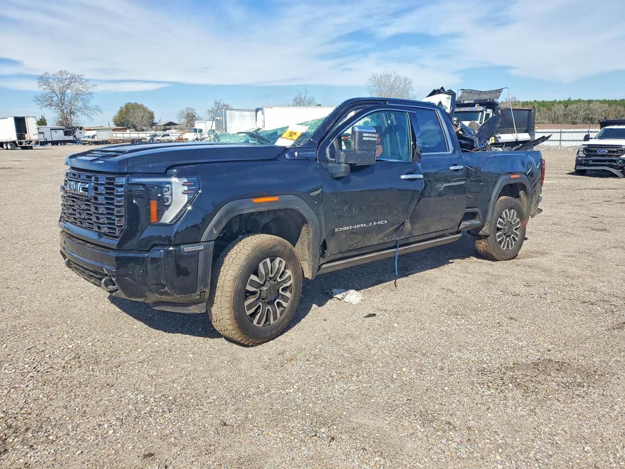 2025 GMC Sierra K2500 Denali Ultimate