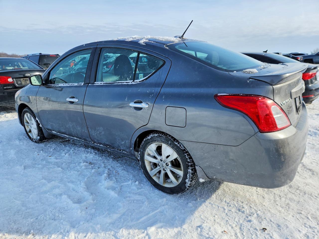 2016 Nissan Versa 1.6 Sl - Image 2