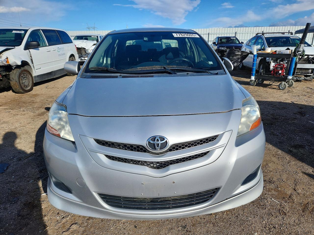 2008 Toyota Yaris - Фото 5