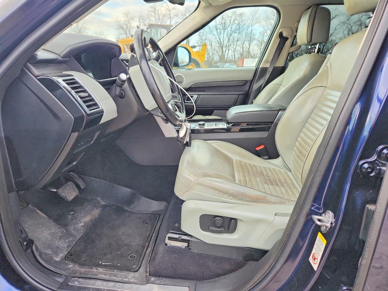 2018 Land Rover Discovery Hse Luxury - Image 7