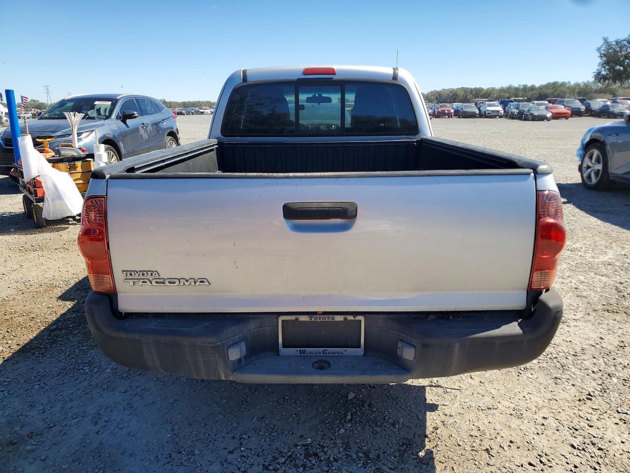 2013 Toyota Tacoma Access Cab - Image 6