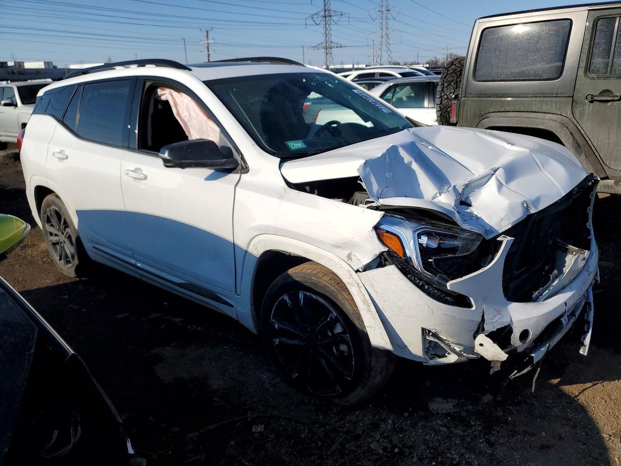 2020 GMC Terrain Denali - Image 4