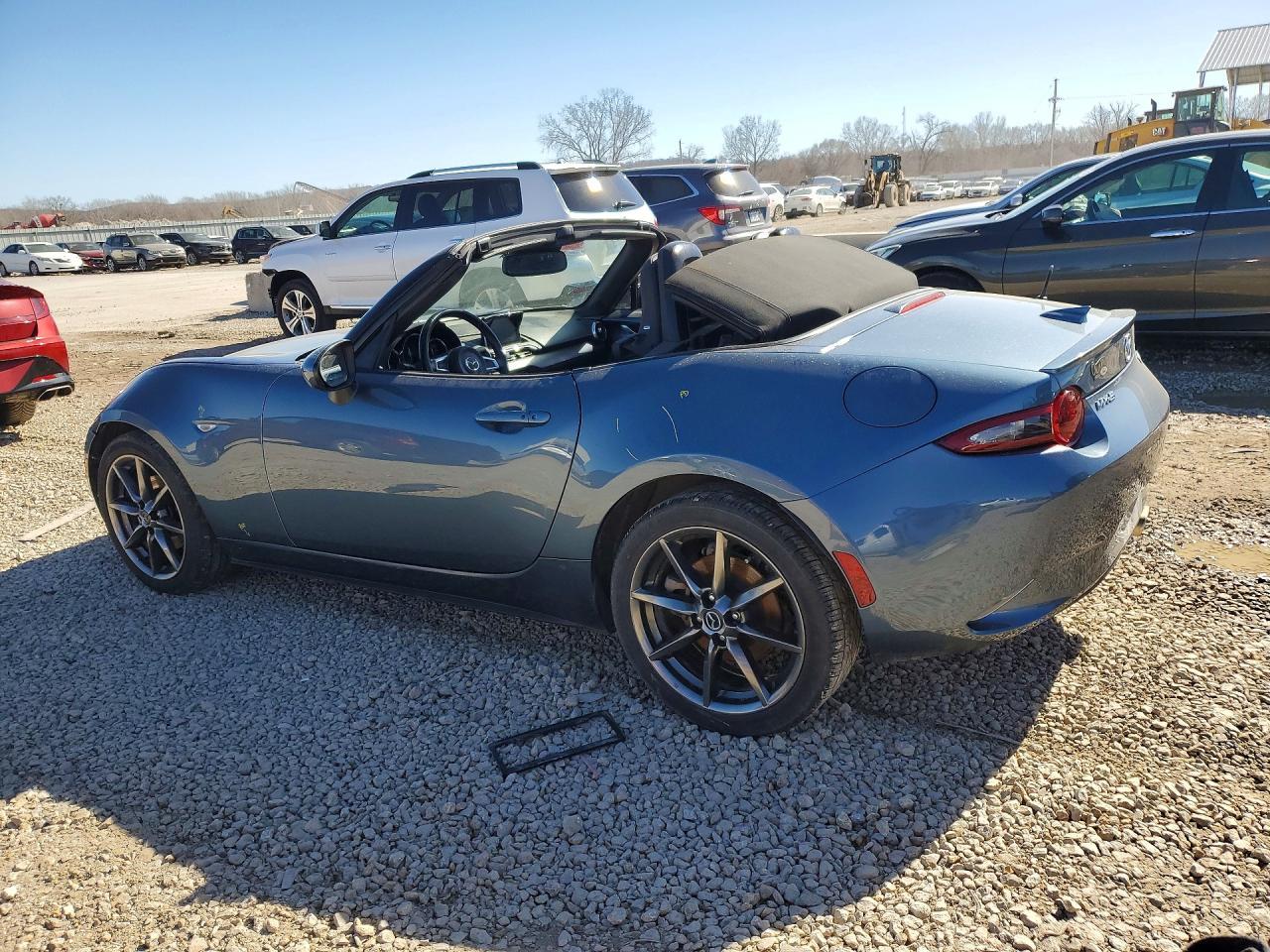 2016 Mazda Mx-5 Miata Grand Touring - Image 2