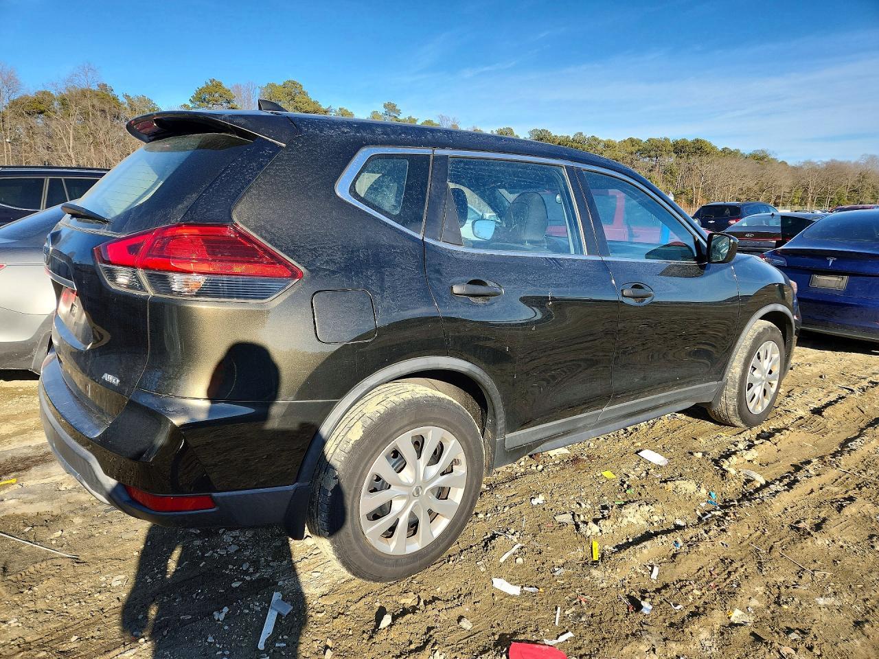 2017 Nissan Rogue S - Фото 3
