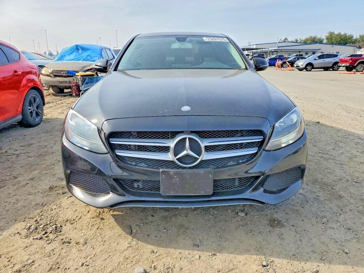 2017 Mercedes-Benz C 350E - Фото 5