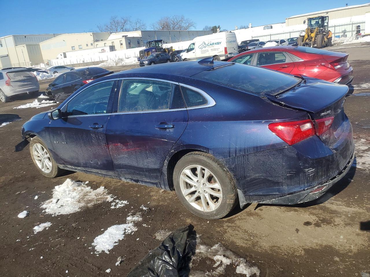 2017 Chevrolet Malibu Lt - Фото 2