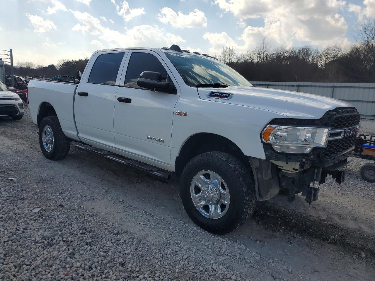 2021 Ram 2500 Tradesman - Фото 4