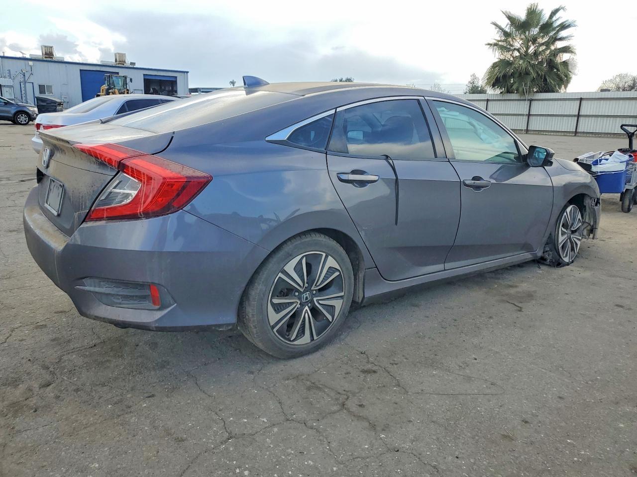 2017 Honda Civic Ex - Фото 3