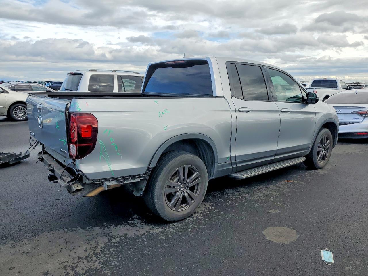 2019 Honda Ridgeline Sport - Фото 3