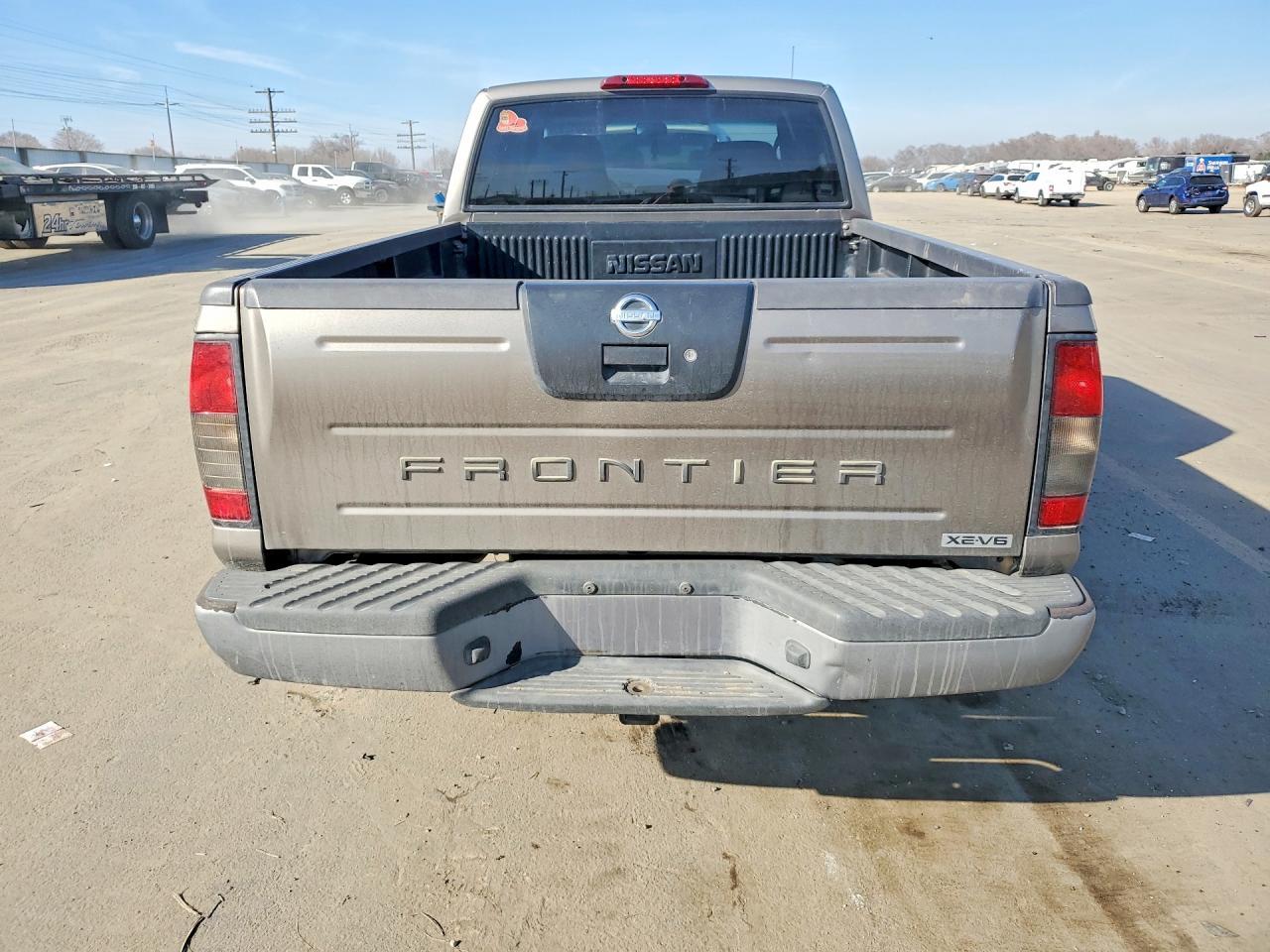2003 Nissan Frontier Crew Cab Xe - Фото 6