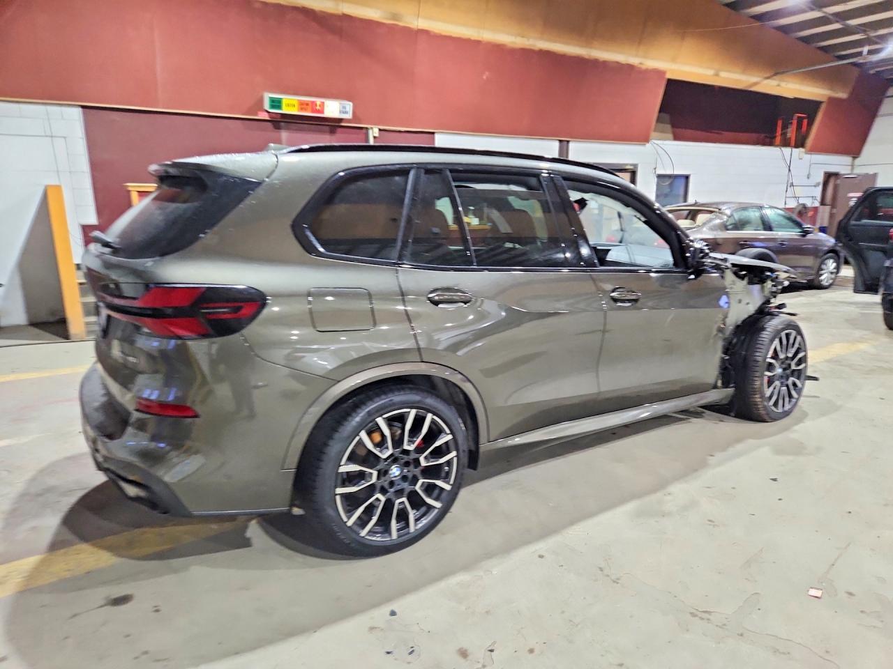 2024 BMW X5 xDrive40I - Image 3
