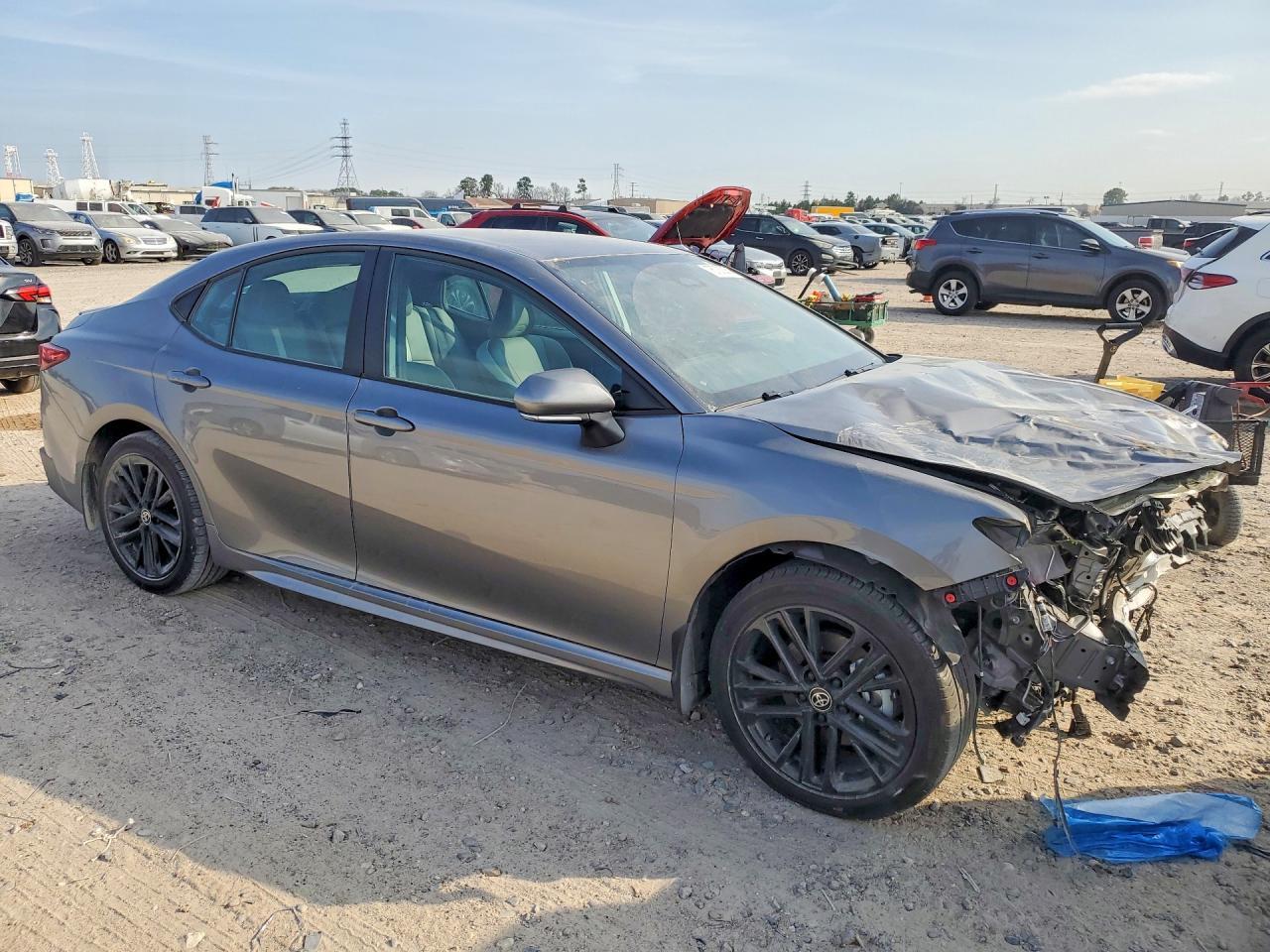 2025 Toyota Camry Xse - Image 4