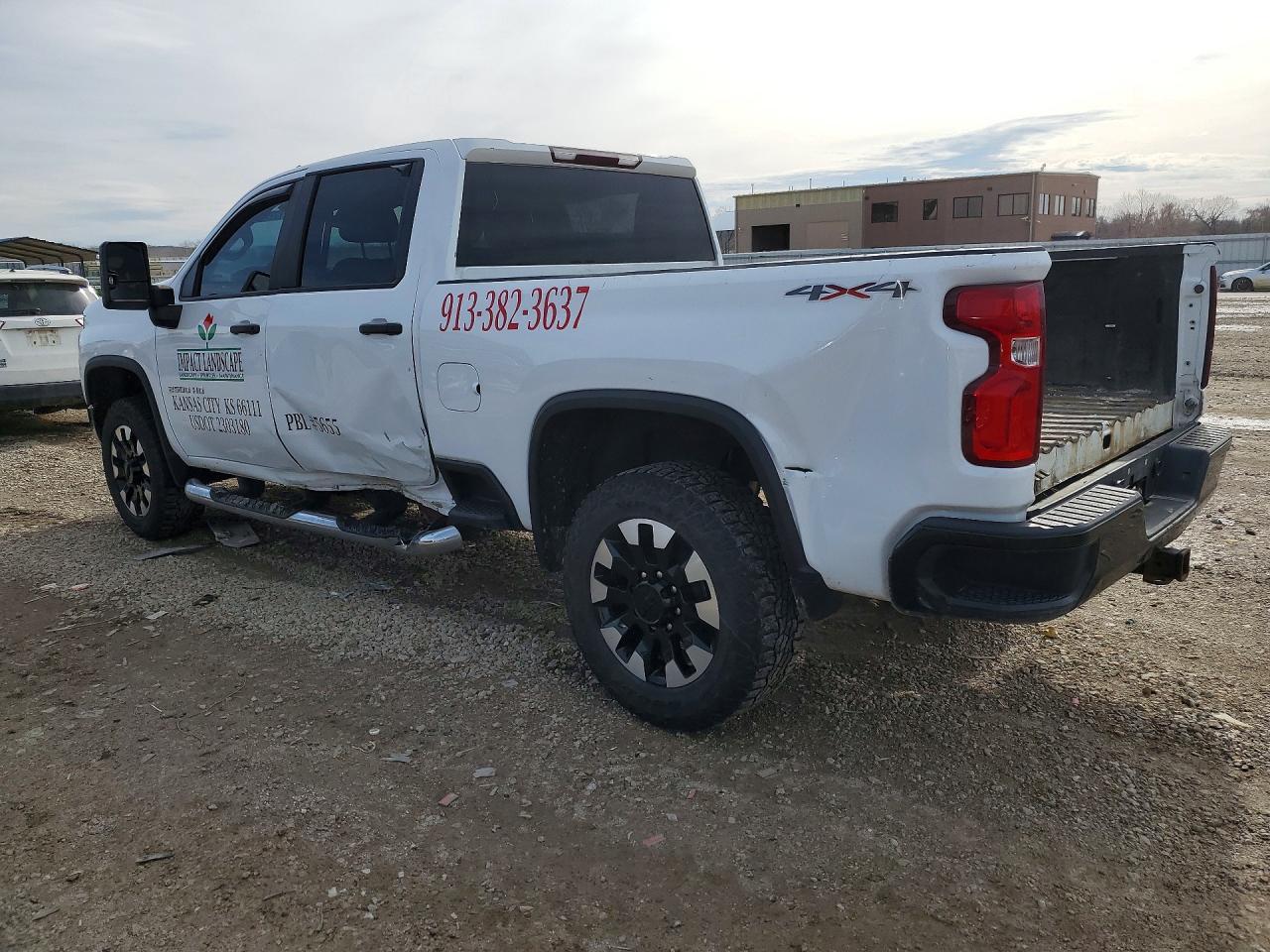 2020 Chevrolet Silverado K2500 Custom - Image 2