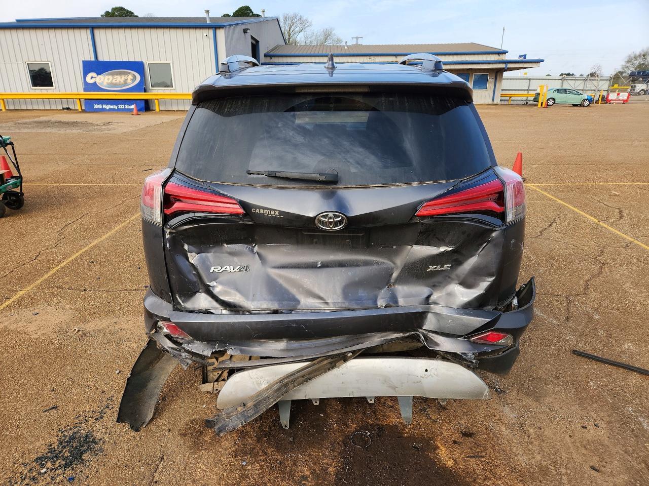 2018 Toyota Rav4 Adventure - Image 6