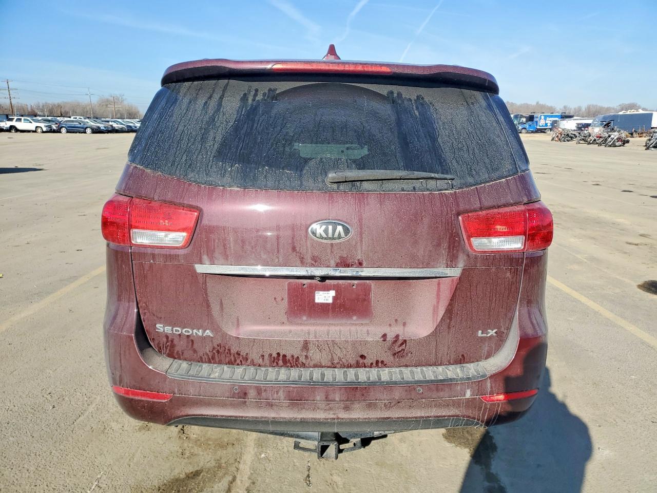 2016 Kia Sedona Lx - Image 6