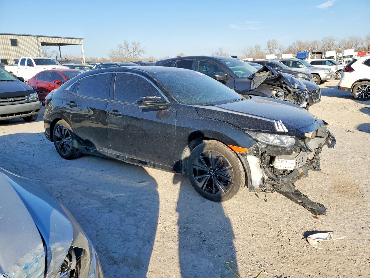 2019 Honda Civic Ex - Image 4